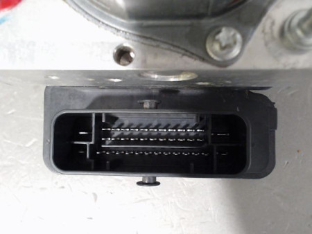 UNITE HYDRAULIQUE ABS RENAULT CLIO