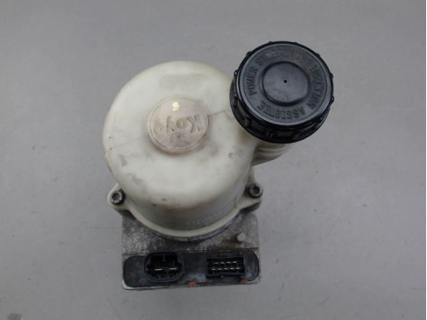POMPE DIRECTION ASSISTEE DACIA DUSTER