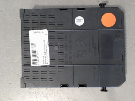 BOITIER GESTION HABITACLE PEUGEOT 5008