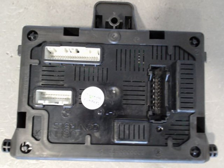 BOITIER GESTION HABITACLE RENAULT CLIO