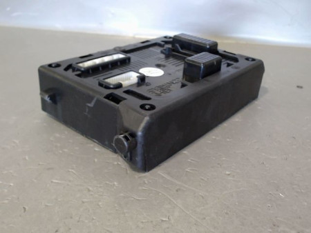 BOITIER GESTION HABITACLE RENAULT CLIO