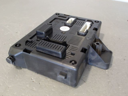 BOITIER GESTION HABITACLE RENAULT CLIO
