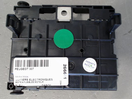 BOITE A FUSIBLES PEUGEOT 307