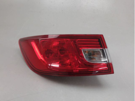 FEU ARRIERE GAUCHE  RENAULT CLIO