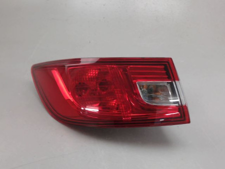 FEU ARRIERE GAUCHE  RENAULT CLIO