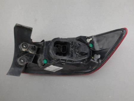FEU ARRIERE GAUCHE  RENAULT CLIO