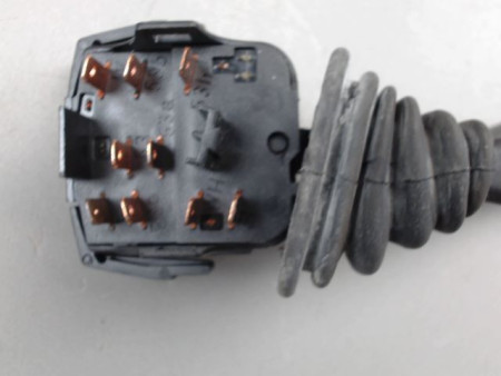COMMANDE ESSUIE GLACE OPEL CORSA