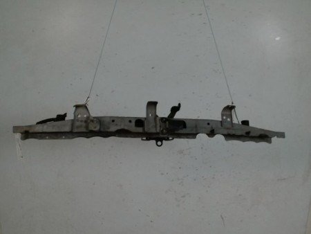 TRAVERSE SUPERIEURE ARMATURE AVANT NISSAN MICRA