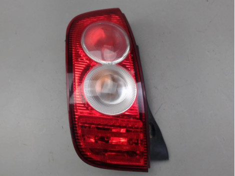 FEU ARRIERE GAUCHE  NISSAN MICRA
