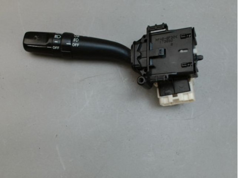COMMANDE CLIGNOTANT TOYOTA AVENSIS