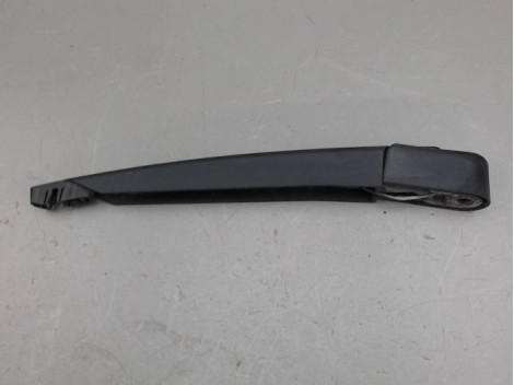 BRAS ESSUIE-GLACE ARRIERE NISSAN QASHQAI