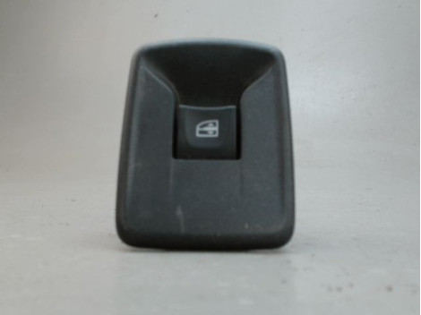 COMMANDE LEVE-GLACE PORTE AVD RENAULT KANGOO