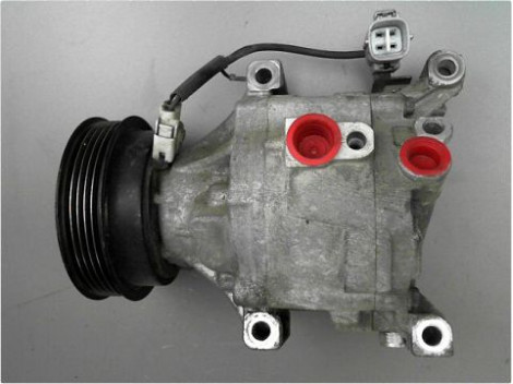 COMPRESSEUR AIR CONDITIONNE TOYOTA COROLLA 2004-