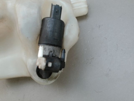 RESERVOIR LAVE-GLACE AVANT CITROEN C4