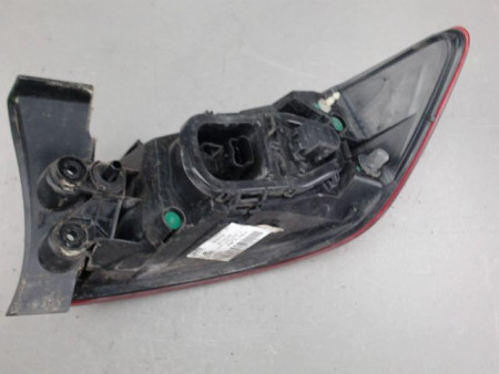 FEU ARRIERE GAUCHE  RENAULT CLIO
