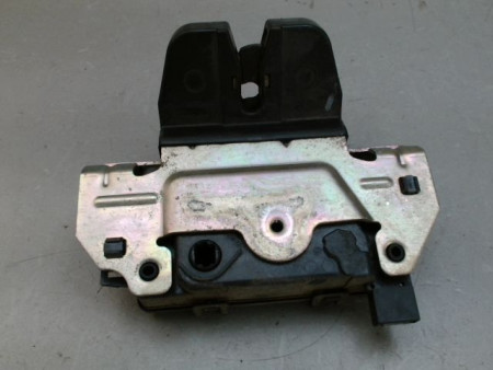 SERRURE HAYON  OPEL ASTRA
