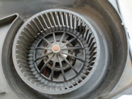 MOTEUR VENTILATEUR CHAUFFAGE RENAULT TWINGO