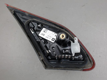 FEU ARRIERE INTERIEUR DROIT OPEL CORSA
