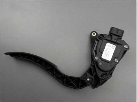 CAPTEUR PEDALE ACCELERATEUR RENAULT CLIO IV 12-16