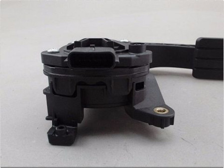 CAPTEUR PEDALE ACCELERATEUR RENAULT CLIO IV PH2 16-20