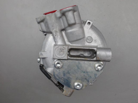 COMPRESSEUR AIR CONDITIONNE RENAULT CLIO