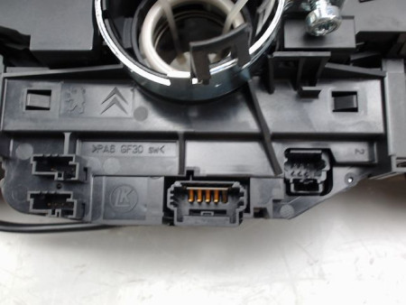 BLOC COMMODOS PEUGEOT 5008
