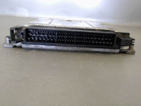 CALCULATEUR MOTEUR PEUGEOT 306