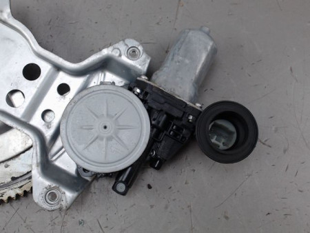 MECANISME LEVE-GLACE AVANT GAUCHE SUZUKI SWIFT