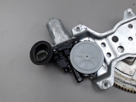 MECANISME LEVE-GLACE AVANT DROIT SUZUKI SWIFT