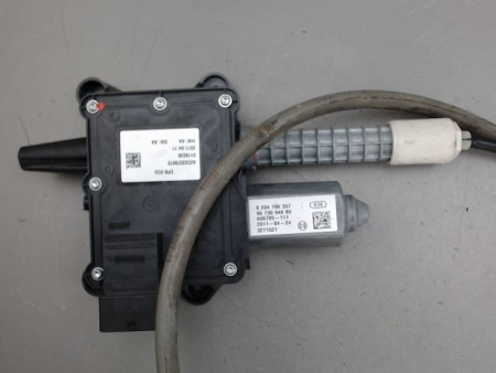 MOTEUR VERROUILLAGE FREIN A MAIN PEUGEOT 3008