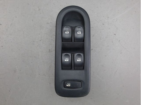 COMMANDE LEVE-GLACE PORTE AVG RENAULT CLIO