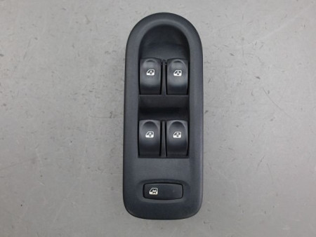 COMMANDE LEVE-GLACE PORTE AVG RENAULT CLIO