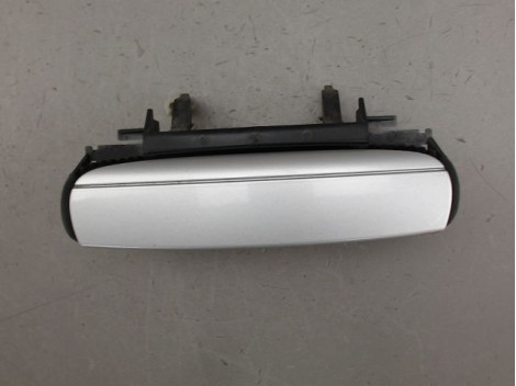 POIGNEE EXTERIEURE PORTE AVANT DROIT AUDI A3
