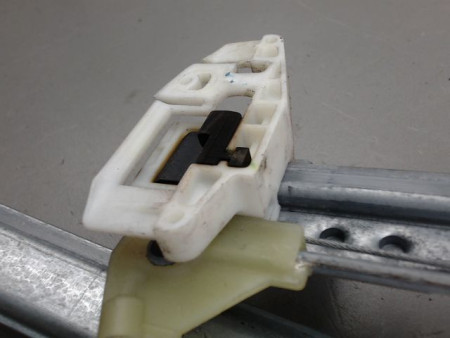 MECANISME LEVE-GLACE AVANT DROIT CITROEN XSARA