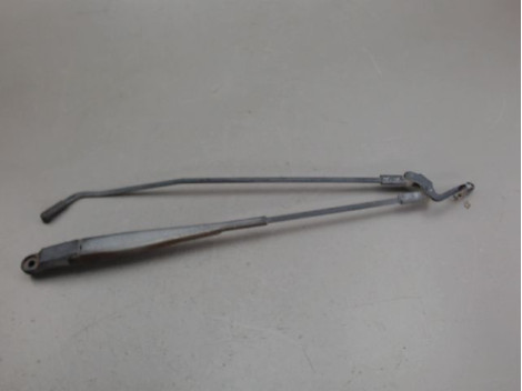 BRAS ESSUIE-GLACE AVANT PEUGEOT 107