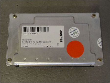 CALCULATEUR MOTEUR TOYOTA YARIS