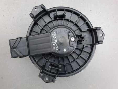 MOTEUR VENTILATEUR CHAUFFAGE TOYOTA YARIS