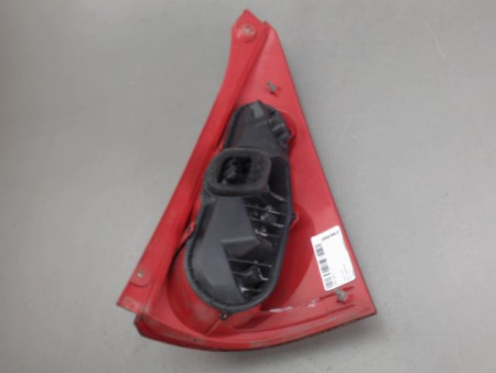 FEU ARRIERE GAUCHE  PEUGEOT 107