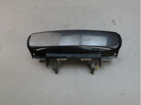 POIGNEE EXTERIEURE PORTE AVANT DROIT AUDI A4