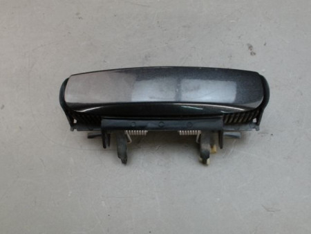 POIGNEE EXTERIEURE PORTE AVANT DROIT AUDI A4