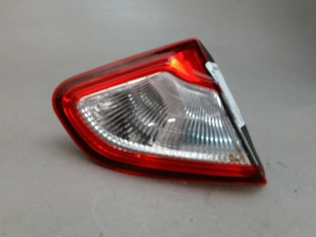 FEU ARRIERE INTERIEUR GAUCHE NISSAN QASHQAI