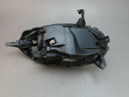 PHARE DROIT NISSAN MICRA