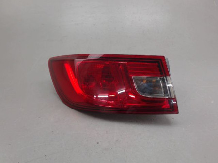 FEU ARRIERE GAUCHE  RENAULT CLIO