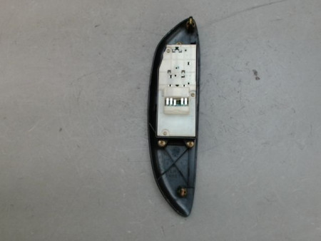 COMMANDE LEVE-GLACE PORTE AVG TOYOTA YARIS
