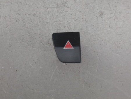 BOUTON DE WARNING PEUGEOT 5008