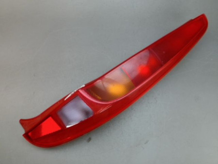 FEU ARRIERE DROIT FIAT PUNTO