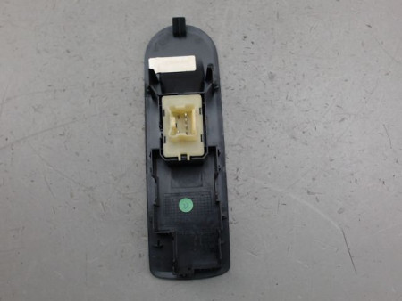 COMMANDE LEVE-GLACE PORTE AVD RENAULT CLIO