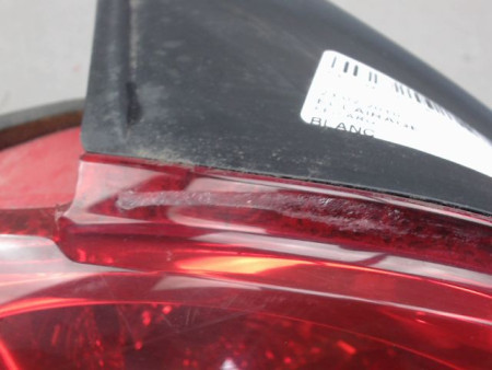 FEU ARRIERE GAUCHE  PEUGEOT 206