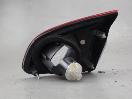 FEU ARRIERE INTERIEUR GAUCHE NISSAN QASHQAI