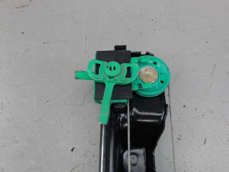 MECANISME LEVE-GLACE AVANT DROIT FIAT PUNTO